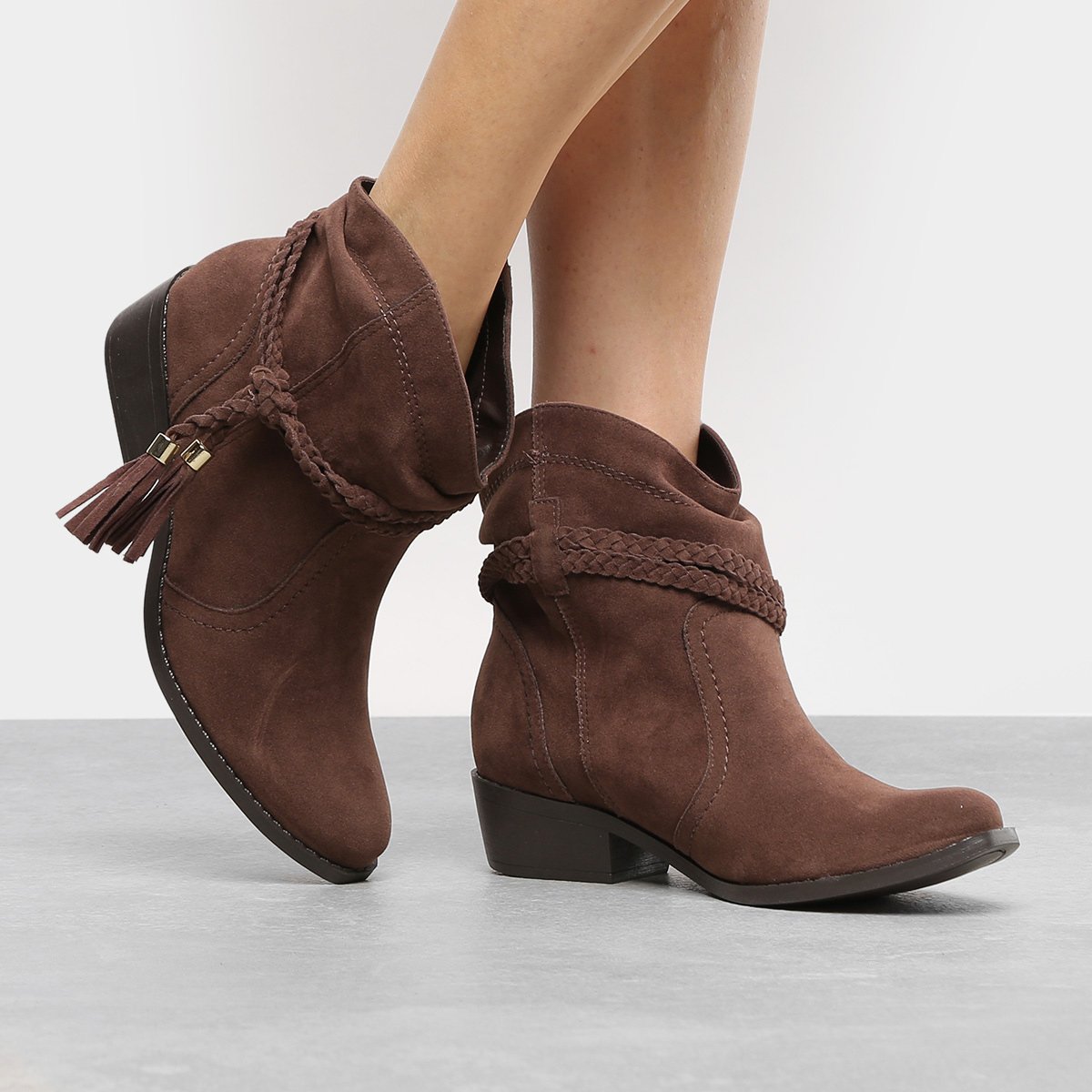 Bota Via Uno Bota Camurça Cano Baixo Bota Cano Curto Salto Grosso