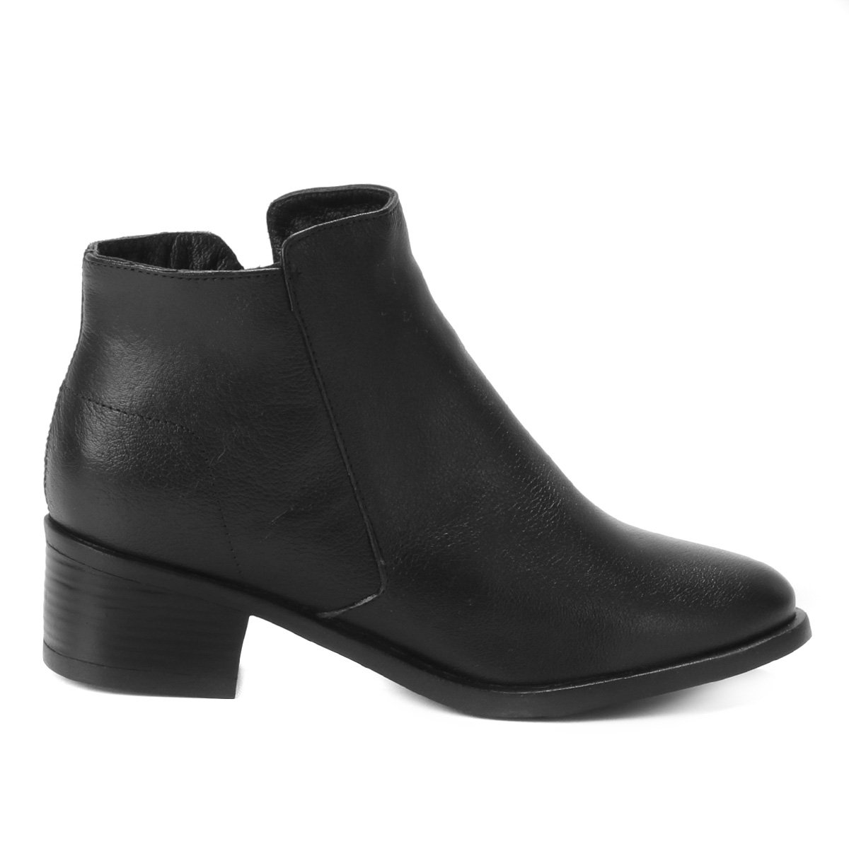 Bota Couro Cano Curto Anacapri Assimétrico Feminina - Preto Menor preço em Bota Couro Cano Curto Anacapri Assimétrico Feminina - Preto