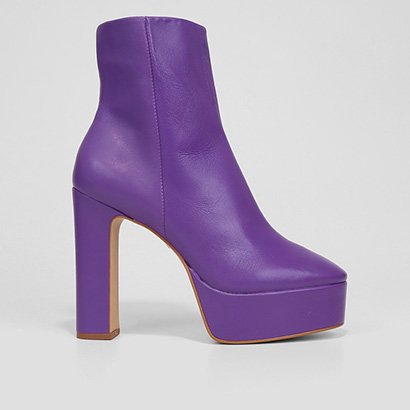 Bota Couro Cano Curto Meia Pata Carrano Salto Grosso Feminina - Feminino