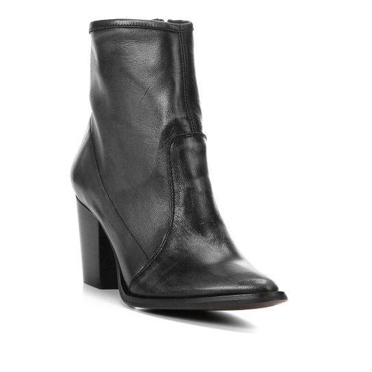 Bota Couro Cano Curto Shoestock Bico Fino Feminina - Preto