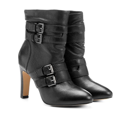 Bota Couro Cano Curto Shoestock Fivelas - Preto