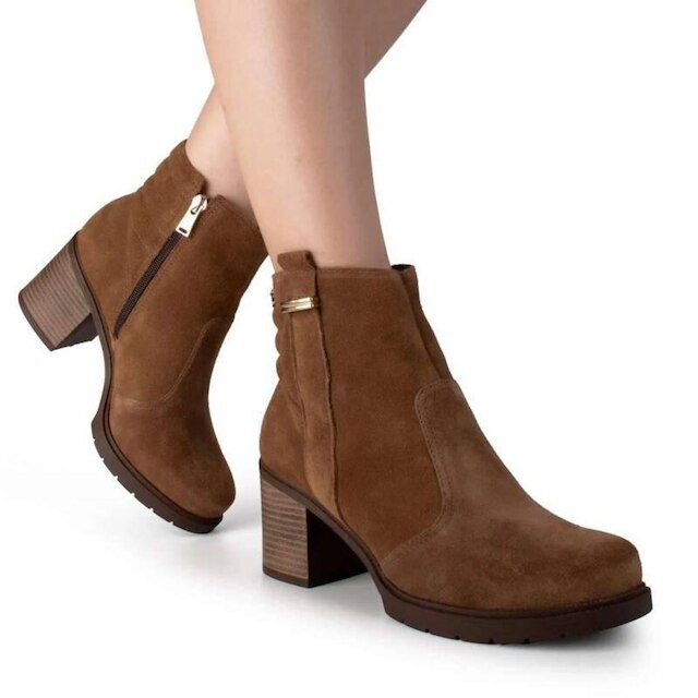 Bota Dakota Salto Bloco Cano Curto Feminina Marrom