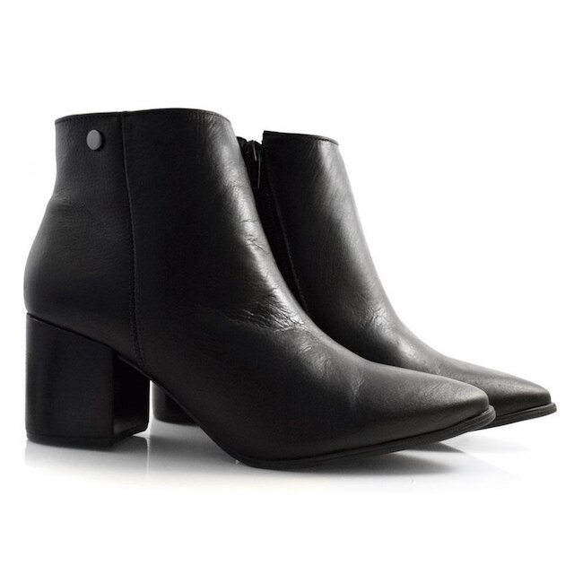 Bota de Couro e Cano Curto Suzzara 78509