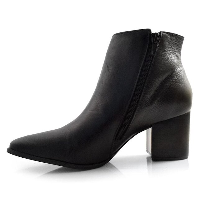 Bota de Couro e Cano Curto Suzzara 78509