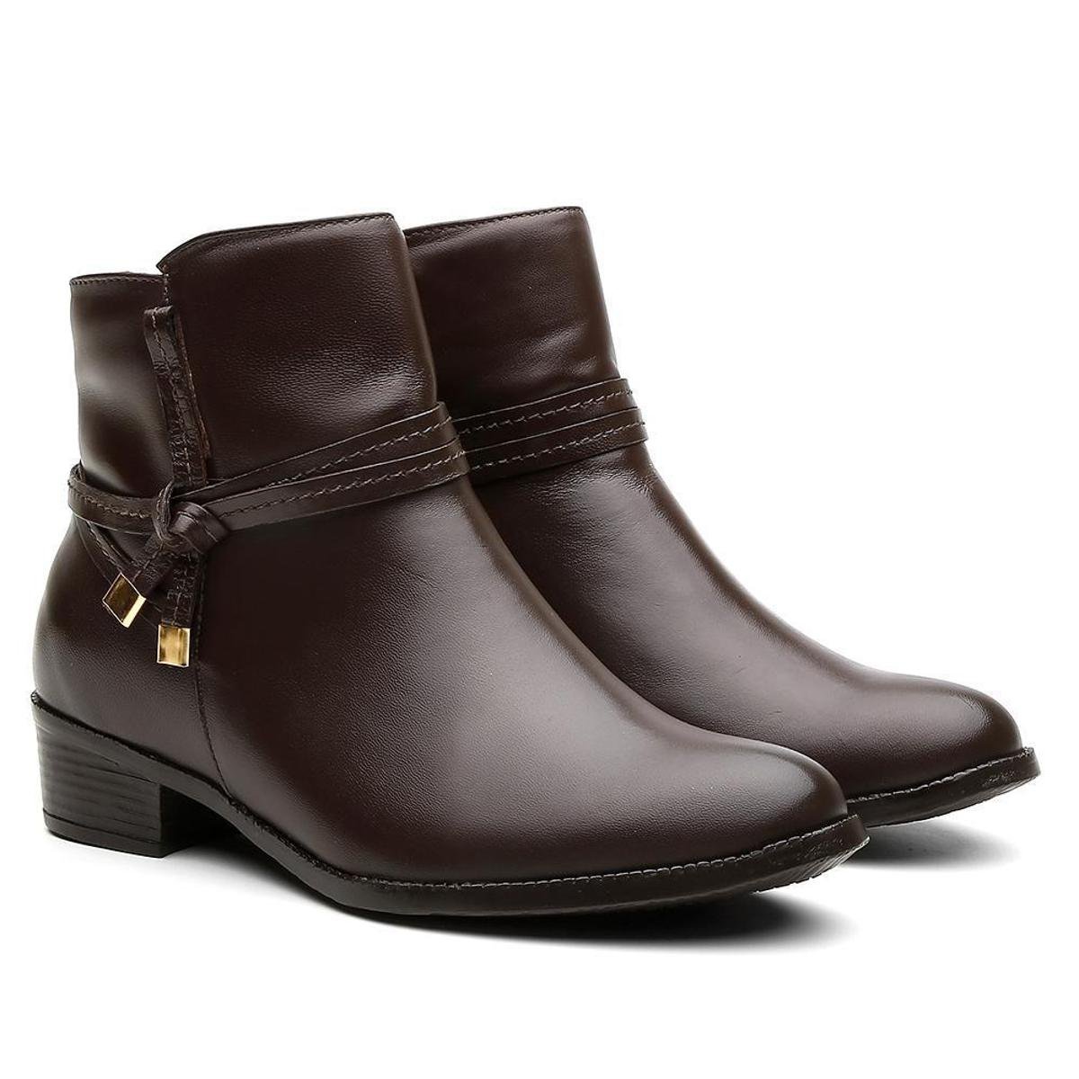 Bota Feminina Cano Curto Couro Salto Baixo Confortável é ruim? Bota Feminina Cano Curto Couro Salto Baixo Confortável é boa?