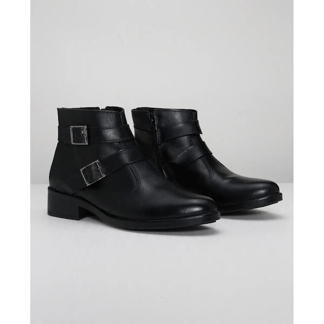 Bota Feminina Cano Curto em Couro Casual Confort Premium com Fivelas e Zíper