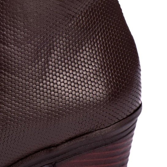 Bota Feminina Cano Médio Couro Legitimo Salto