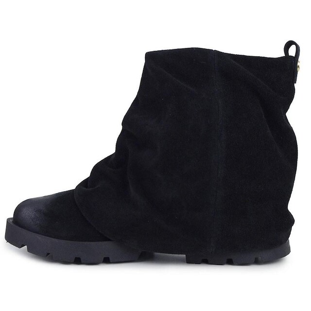 Bota Feminina Cecconello Cano Baixo Tratorada Preta - 2622