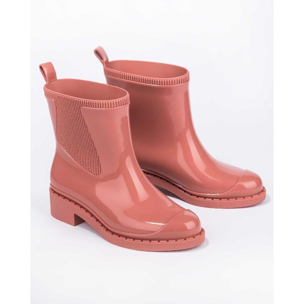 Bota Galocha Zaxy Wide Cano Curto Feminina Menor preço em Bota Galocha Zaxy Wide Cano Curto Feminina