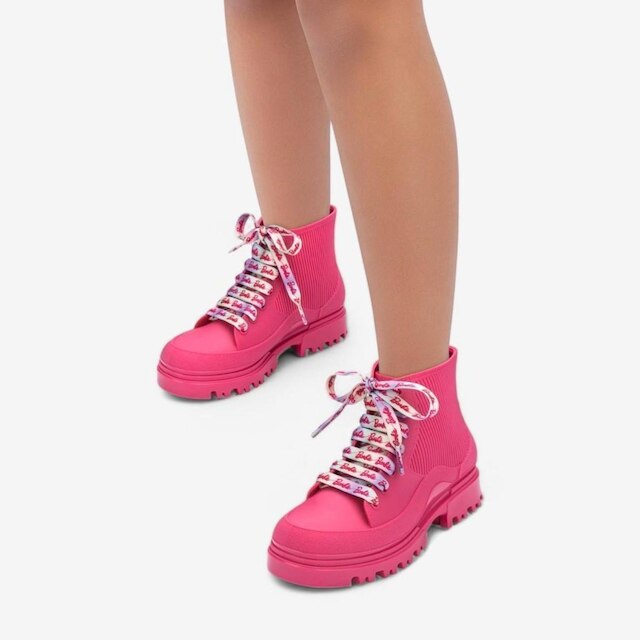 Bota Infantil com Bolsa Barbie Powerful Grendene Kids
