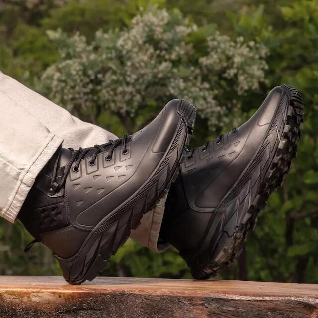 Bota Masculina Couro Adventure Venetto Trilha