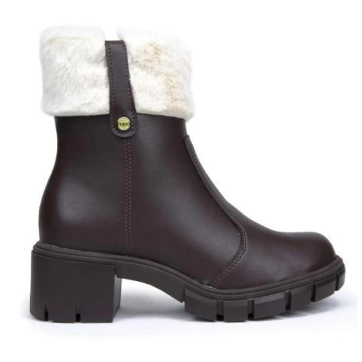 Bota Moleca Pelinho Feminina Zattini