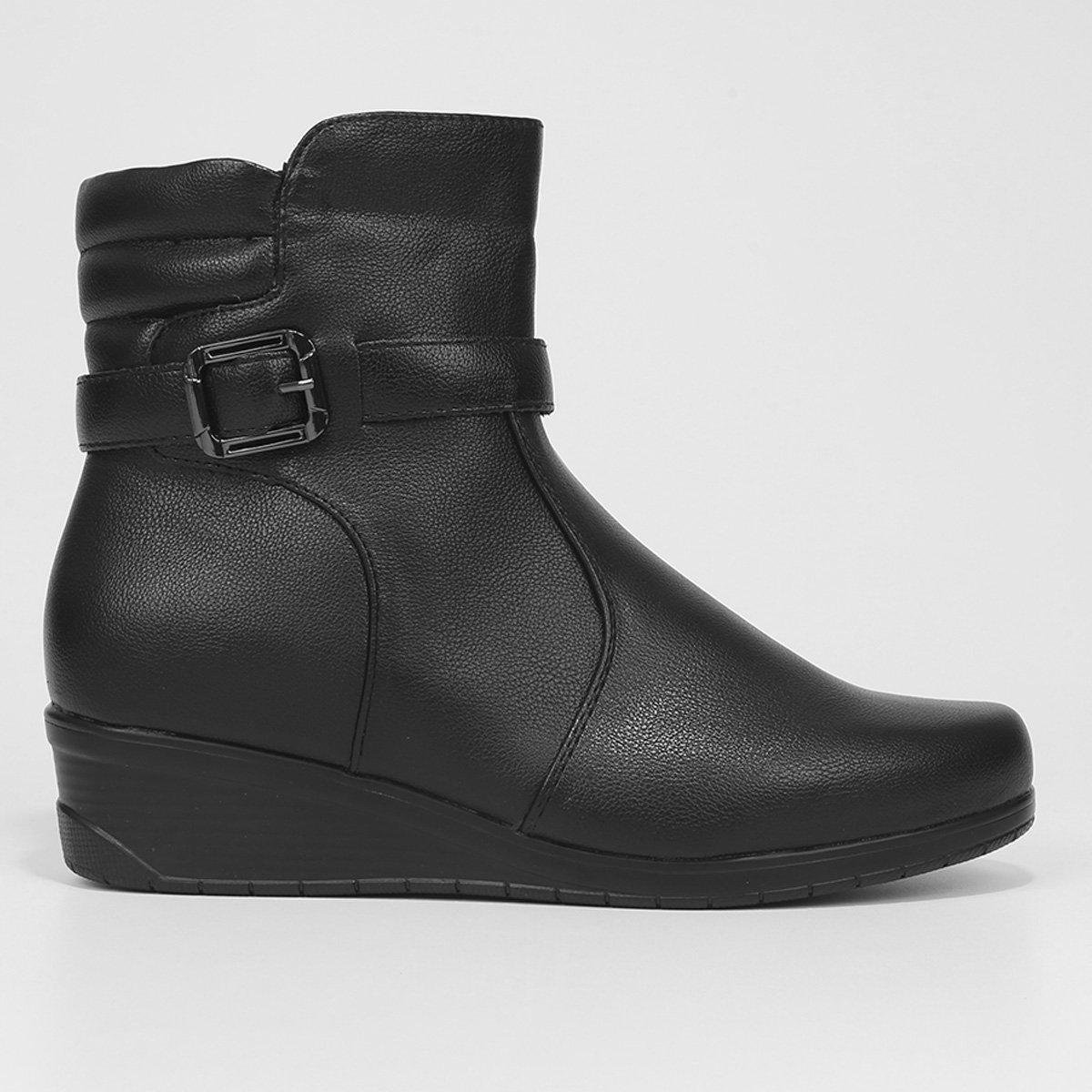 Bota Mooncity Biker Fivela Feminina - Preto Menor preço em Bota Mooncity Biker Fivela Feminina - Preto