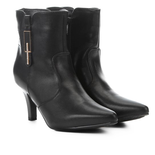 Bota Mooncity Cano Curto Bico Fino Feminina - Preto