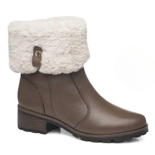 Bota Pegada Feminina em Couro Forrada 281492 Zattini
