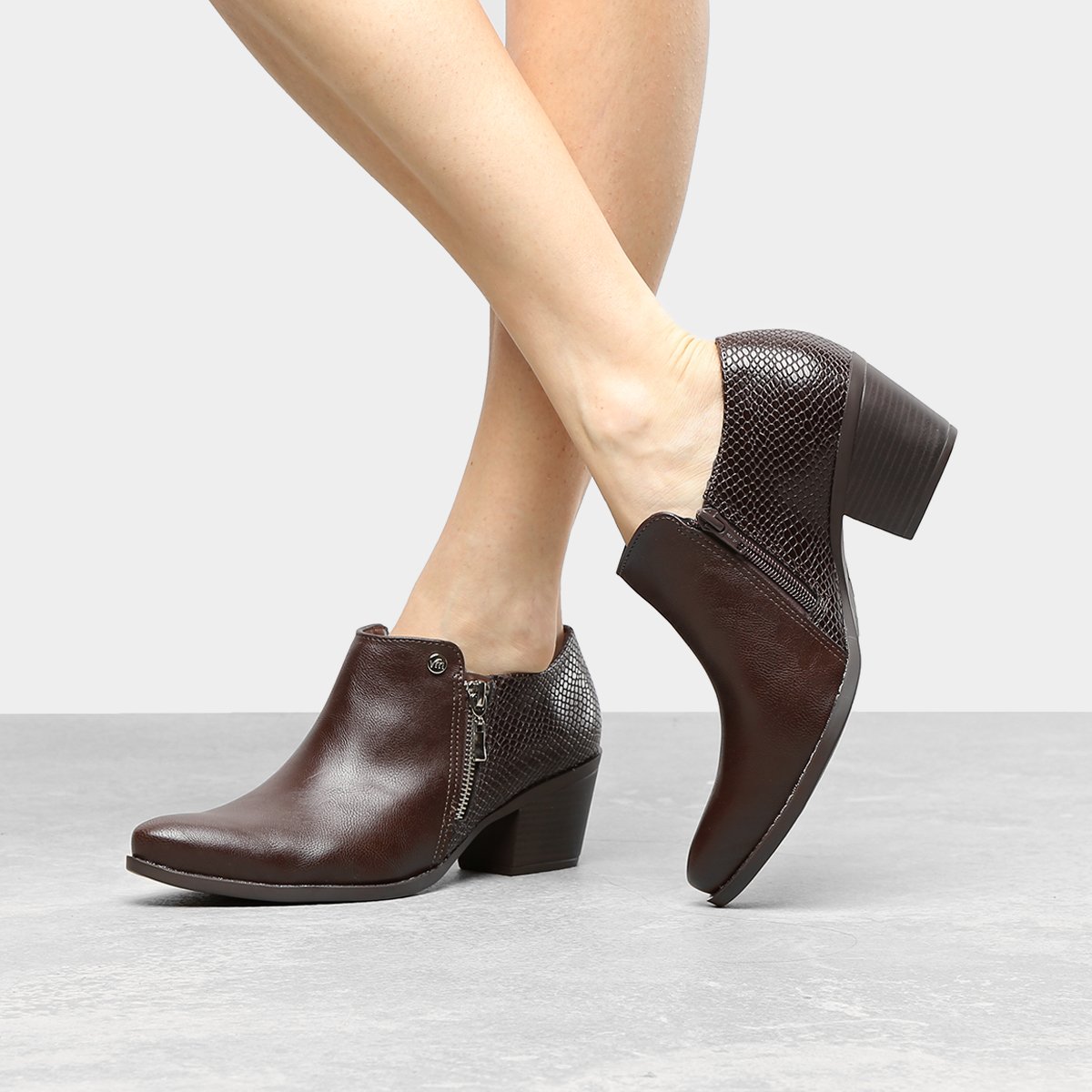 bota cobra via marte