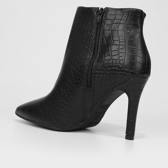 Bota Vizzano Matelassê Cano Curto Feminina