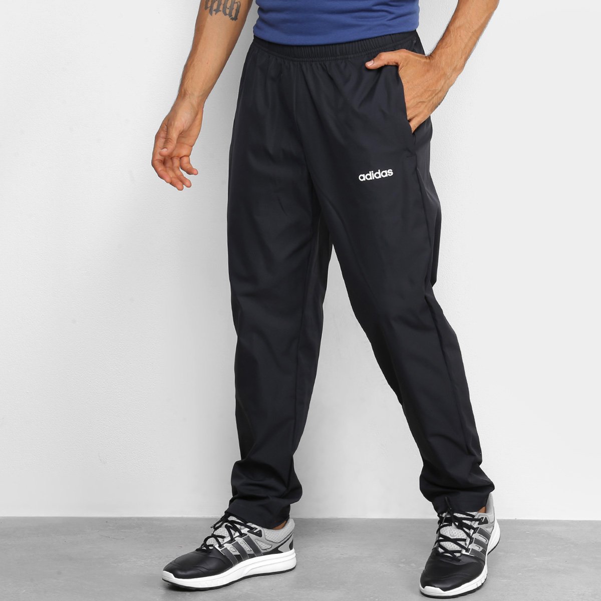 Calça Adidas D2M Classic Pt Masculina - Preto Menor preço em Calça Adidas D2M Classic Pt Masculina - Preto