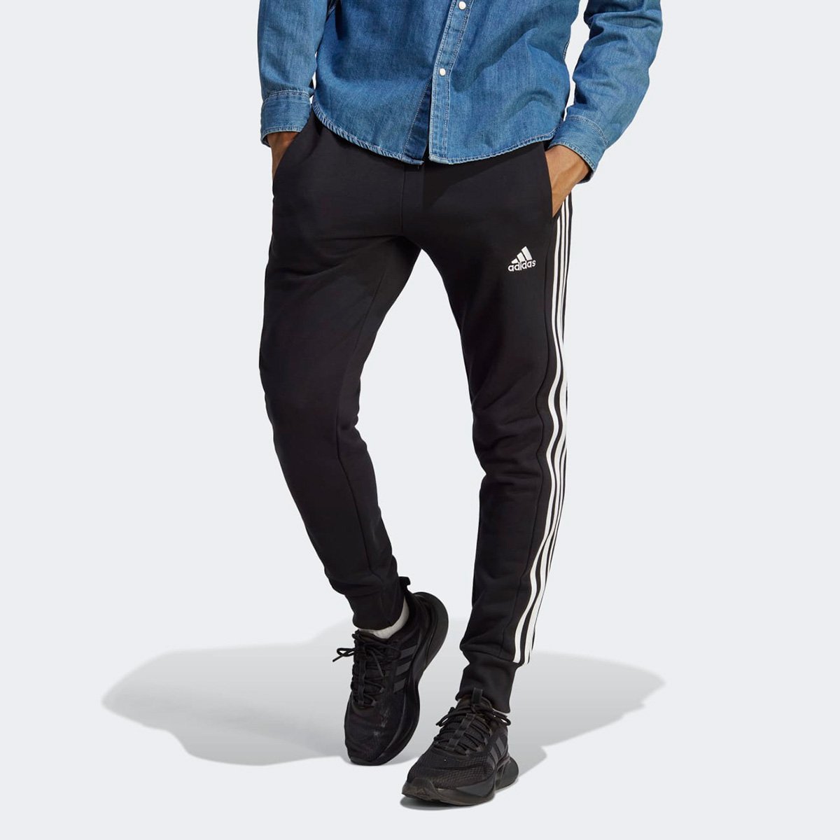 Calça Adidas Essentials 3 Listras Masculina Menor preço em Calça Adidas Essentials 3 Listras Masculina
