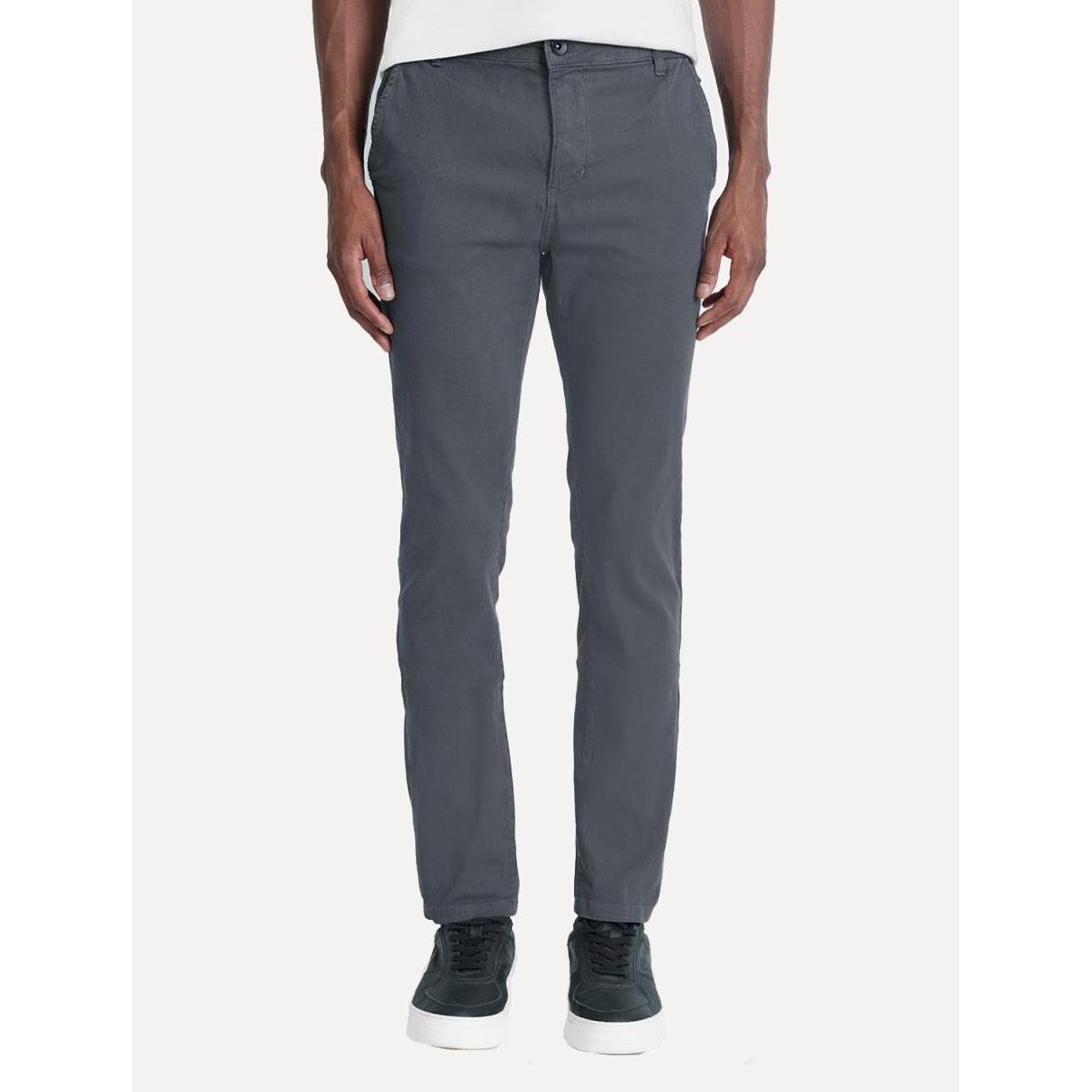 Calça Aramis Masculina Sarja Chino Slim Tinturada Grafite - Grafite Menor preço em Calça Aramis Masculina Sarja Chino Slim Tinturada Grafite - Grafite