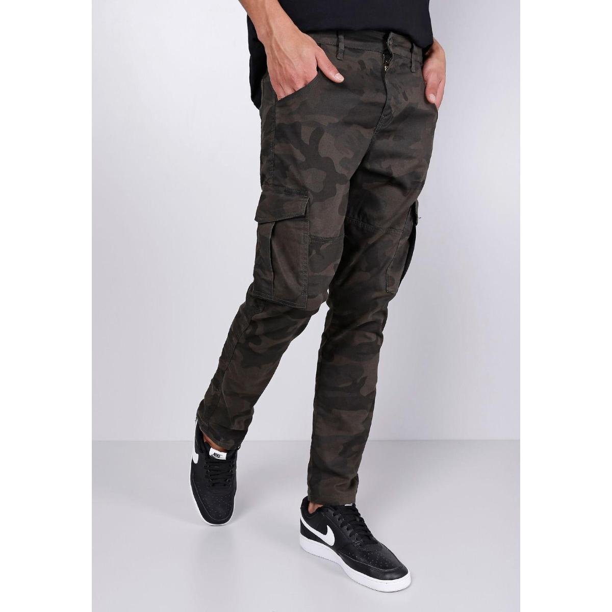CALÇA CARGO CAMUFLADA GANG MASCULINA - Verde é ruim? CALÇA CARGO CAMUFLADA GANG MASCULINA - Verde é boa?