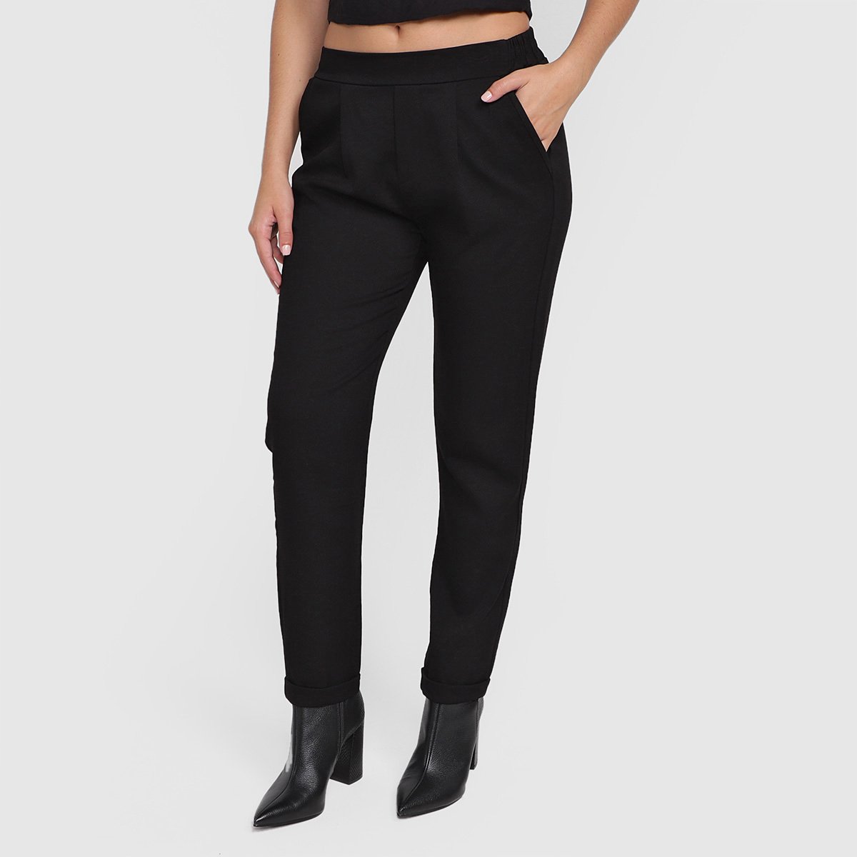 Calça Facinelli Cenoura Bolso Feminina - Preto Menor preço em Calça Facinelli Cenoura Bolso Feminina - Preto