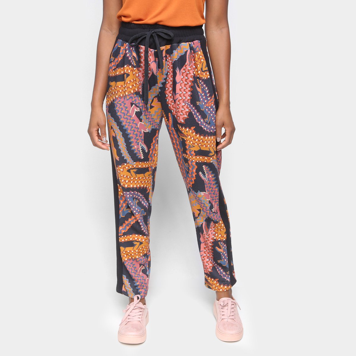 Calça Farm Cenoura Jacadino Feminina - Estampado Menor preço em Calça Farm Cenoura Jacadino Feminina - Estampado