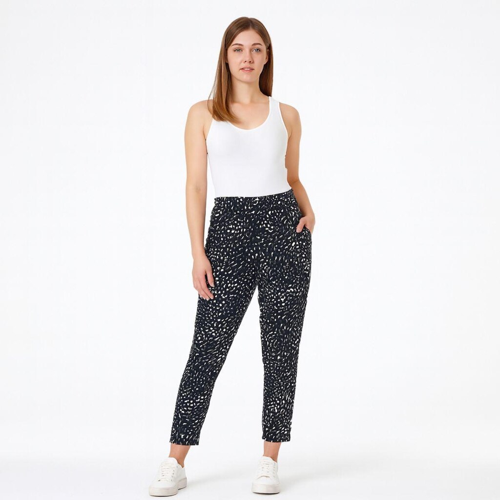 Calça Feminina Com Bolsos Na Frente Na Viscose Estampada
