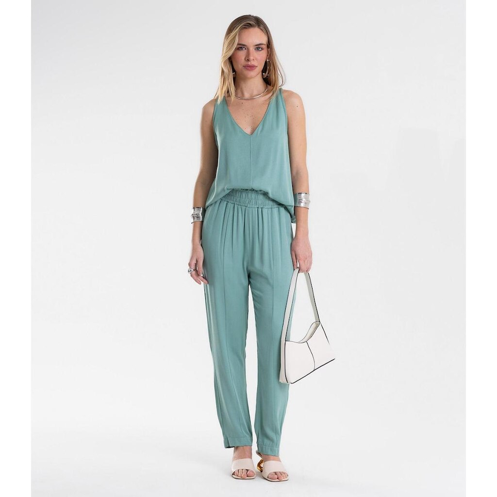Calça Feminina Reta Em Viscose Endless Verde