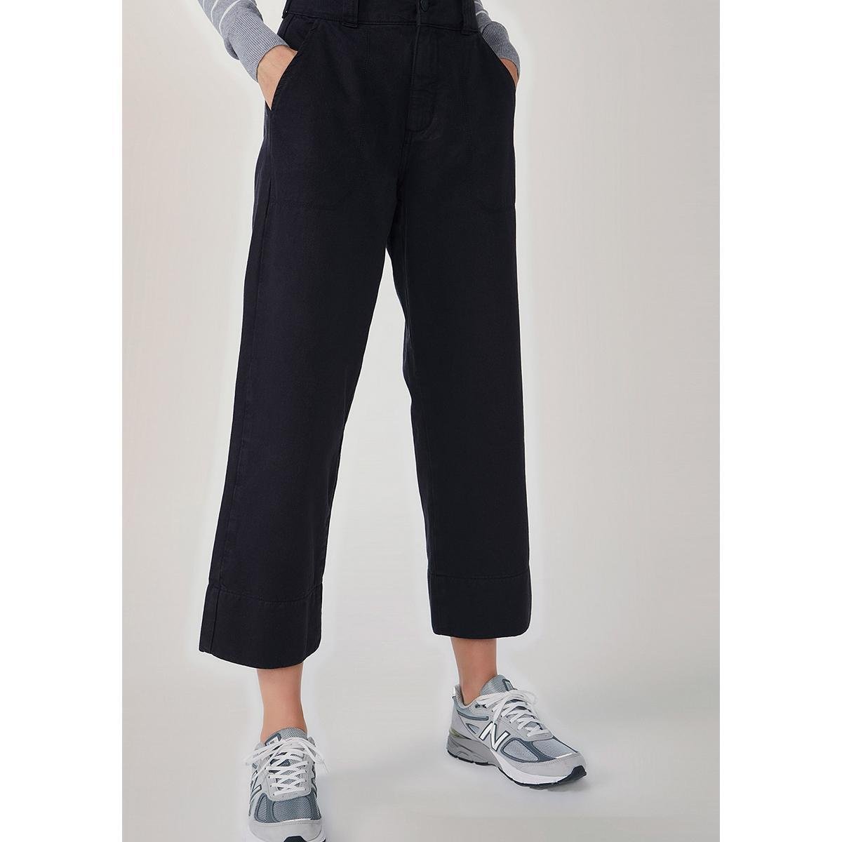 Calça Feminina Wide Leg Em Sarja De Algodão - H9AUEAISN7 - Preto | Zattini