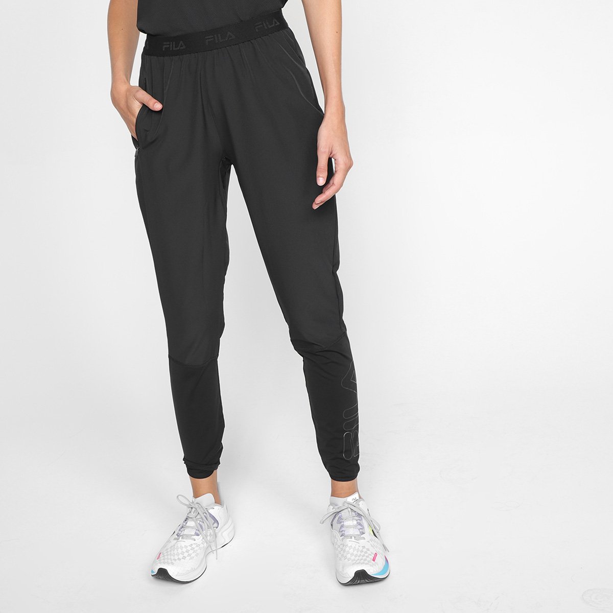 Calça Fila Jogging II Feminina - Preto Menor preço em Calça Fila Jogging II Feminina - Preto