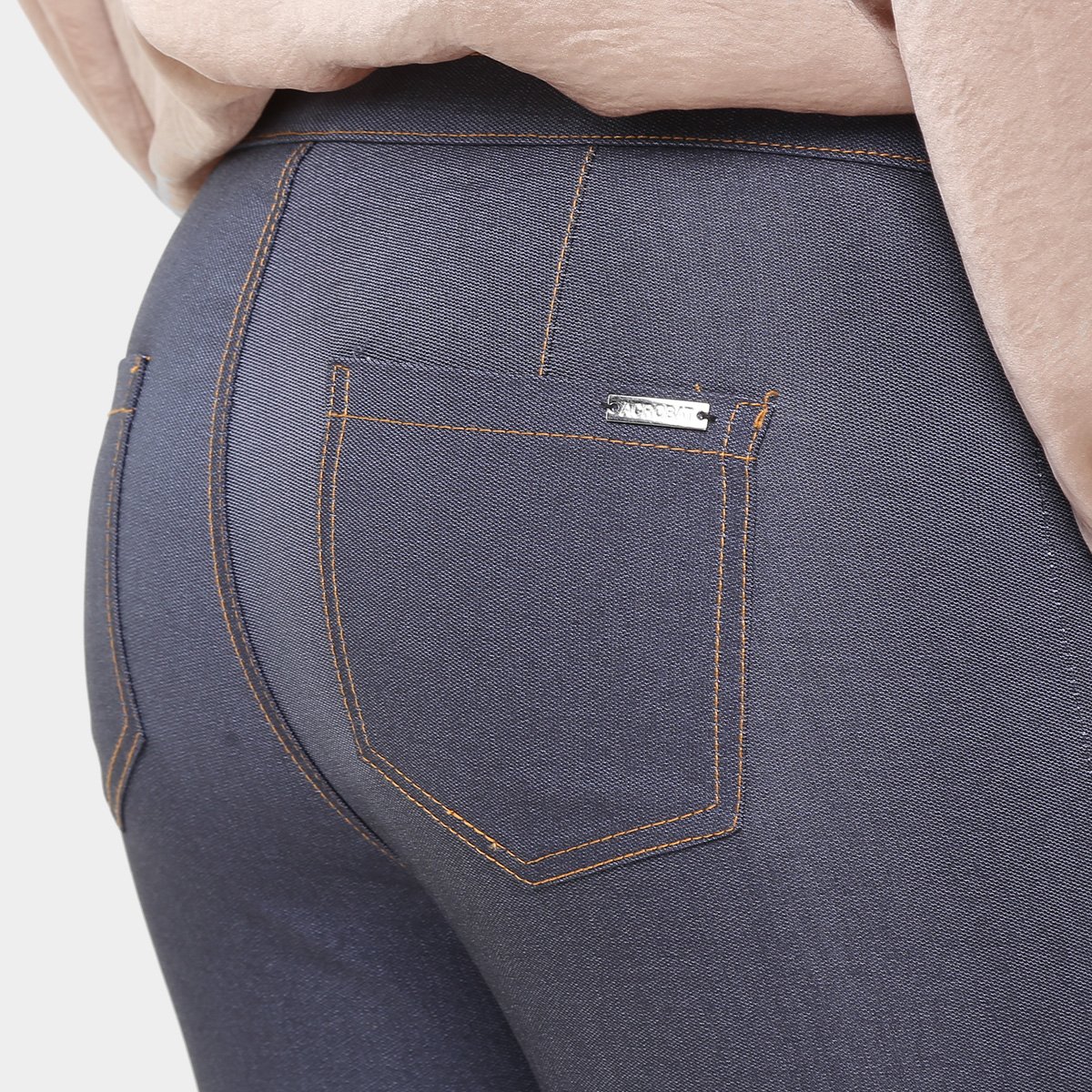 calça acrobat preta