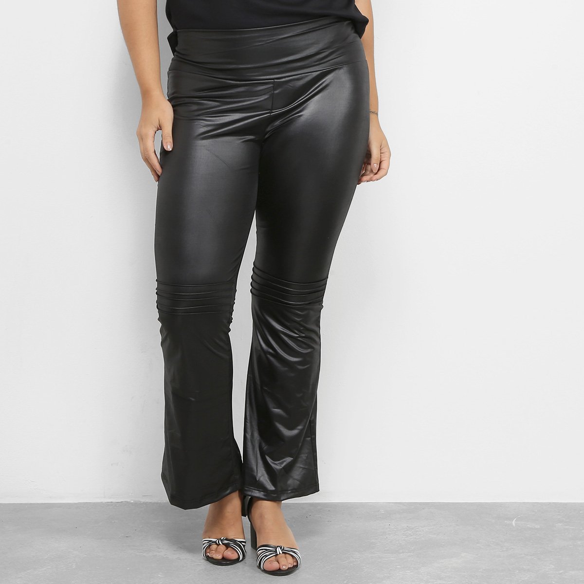 Calça Flare Blomma Plus Size Feminina - Preto é ruim? Calça Flare Blomma Plus Size Feminina - Preto é boa?