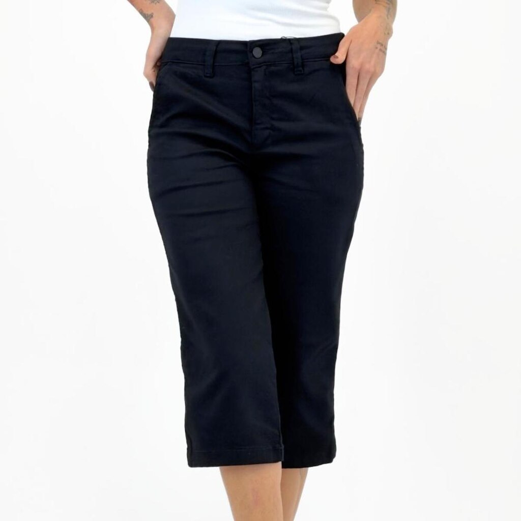 Calça Geração Moderna Capri em Sarja Feminina