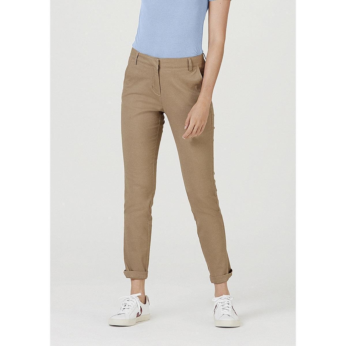 Calça Hering Básica Chino com Elastano Feminina - Branco Menor preço em Calça Hering Básica Chino com Elastano Feminina - Branco