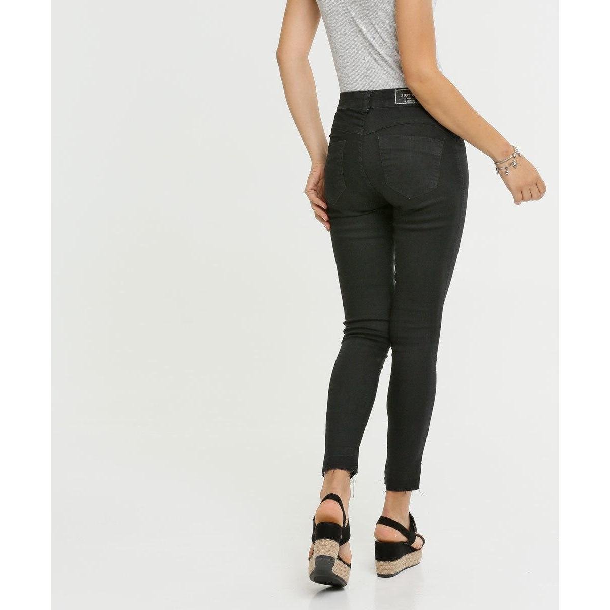 calça preta feminina biotipo