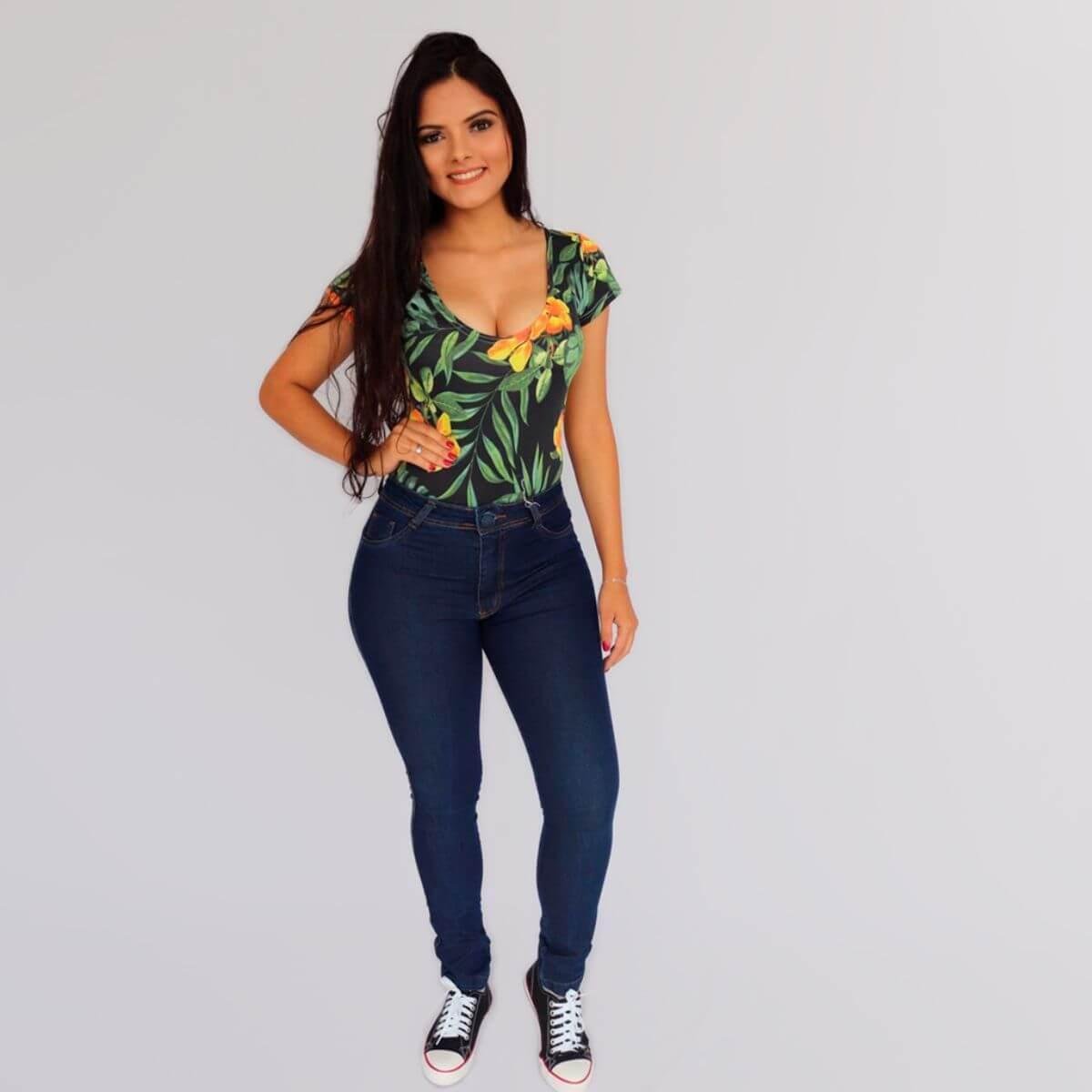 Calça Jeans Cintura Alta Feminina Skinny Casual Confortável Menor preço em Calça Jeans Cintura Alta Feminina Skinny Casual Confortável
