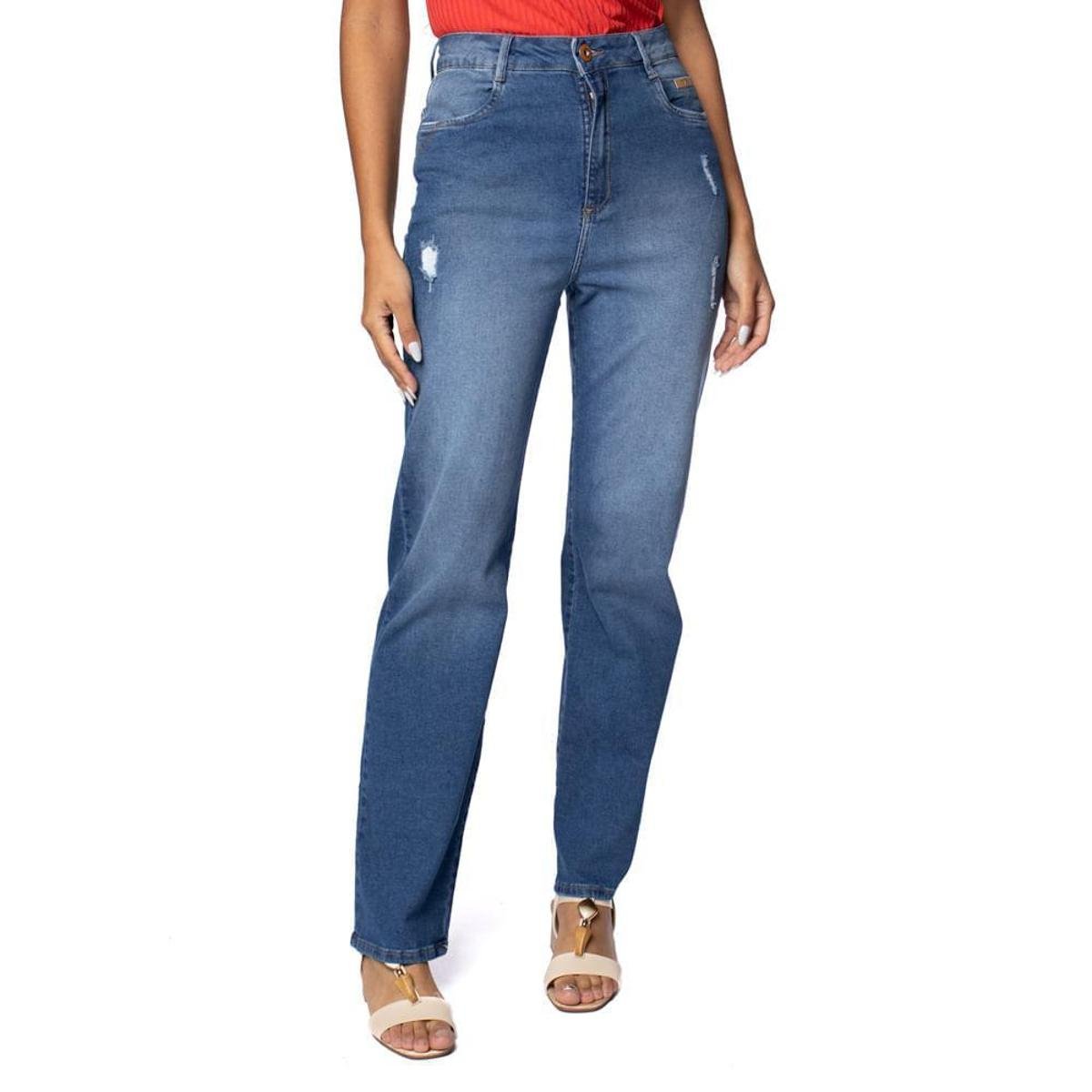 Calça Jeans Feminina Max Denim Reta Levanta Bumbum Azul Menor preço em Calça Jeans Feminina Max Denim Reta Levanta Bumbum Azul