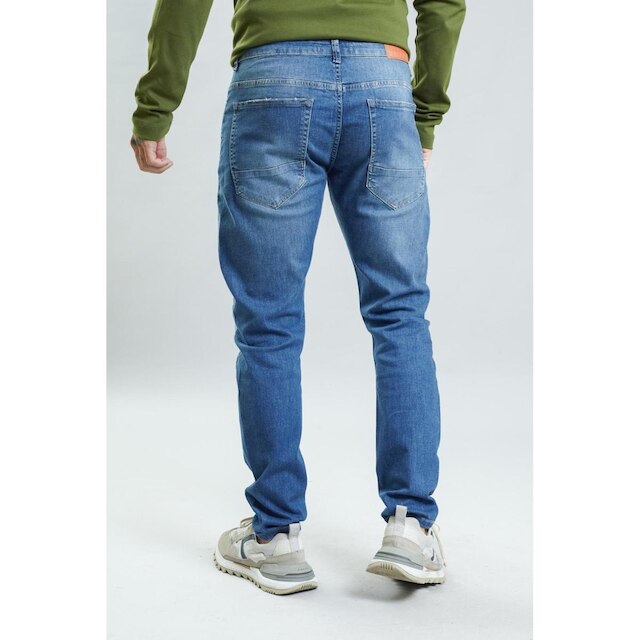 Calça Jeans Masculina Arqueada Slim em Lavagem Média Dialogo Jeans