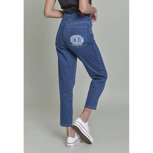 Calça Jeans Moletinho Dialogo Mom Com Bordado e B