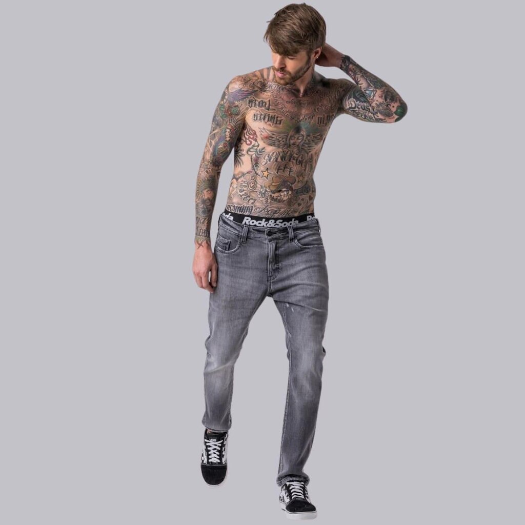 Calça Jeans Reta Loose Rock e Soda