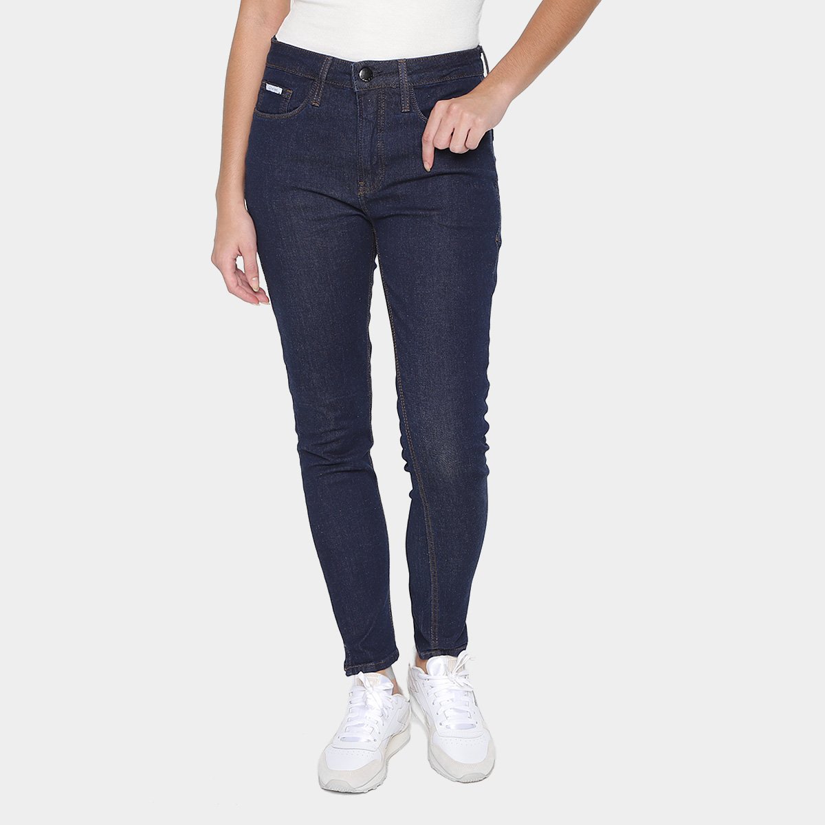 Calça Jeans Skinny Calvin Klein Lisa Feminina Menor preço em Calça Jeans Skinny Calvin Klein Lisa Feminina