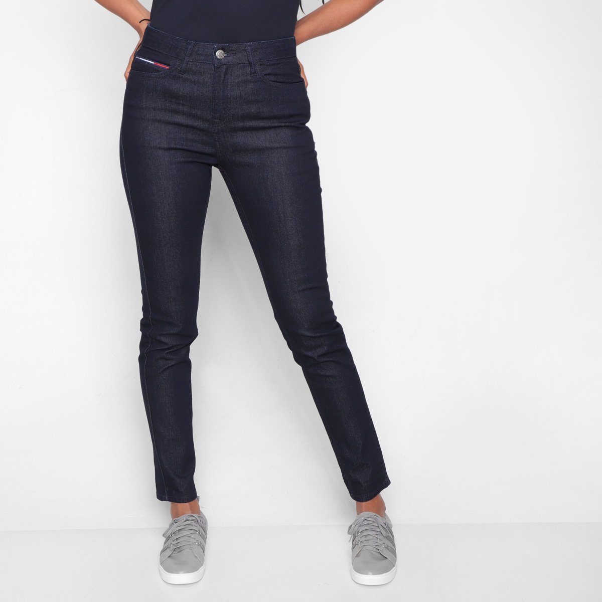 Calça Jeans Skinny Tommy Jeans Cintura Média Feminina - Preto Menor preço em Calça Jeans Skinny Tommy Jeans Cintura Média Feminina - Preto