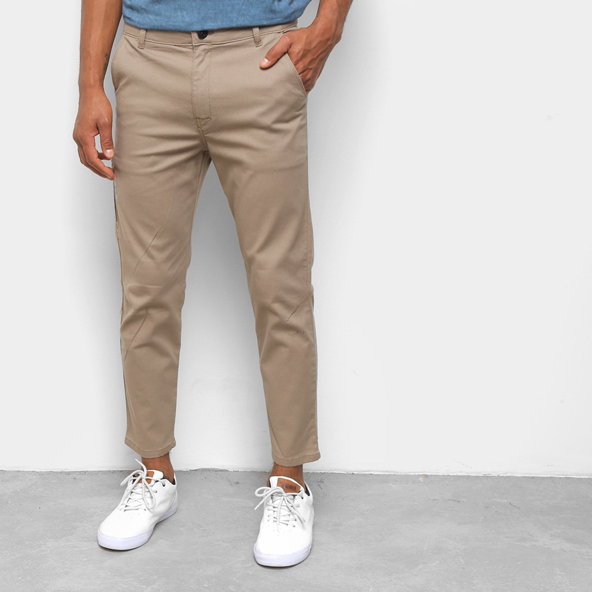 Calça Jeans Slim Oakley Mod Bark Masculina - Bege Menor preço em Calça Jeans Slim Oakley Mod Bark Masculina - Bege