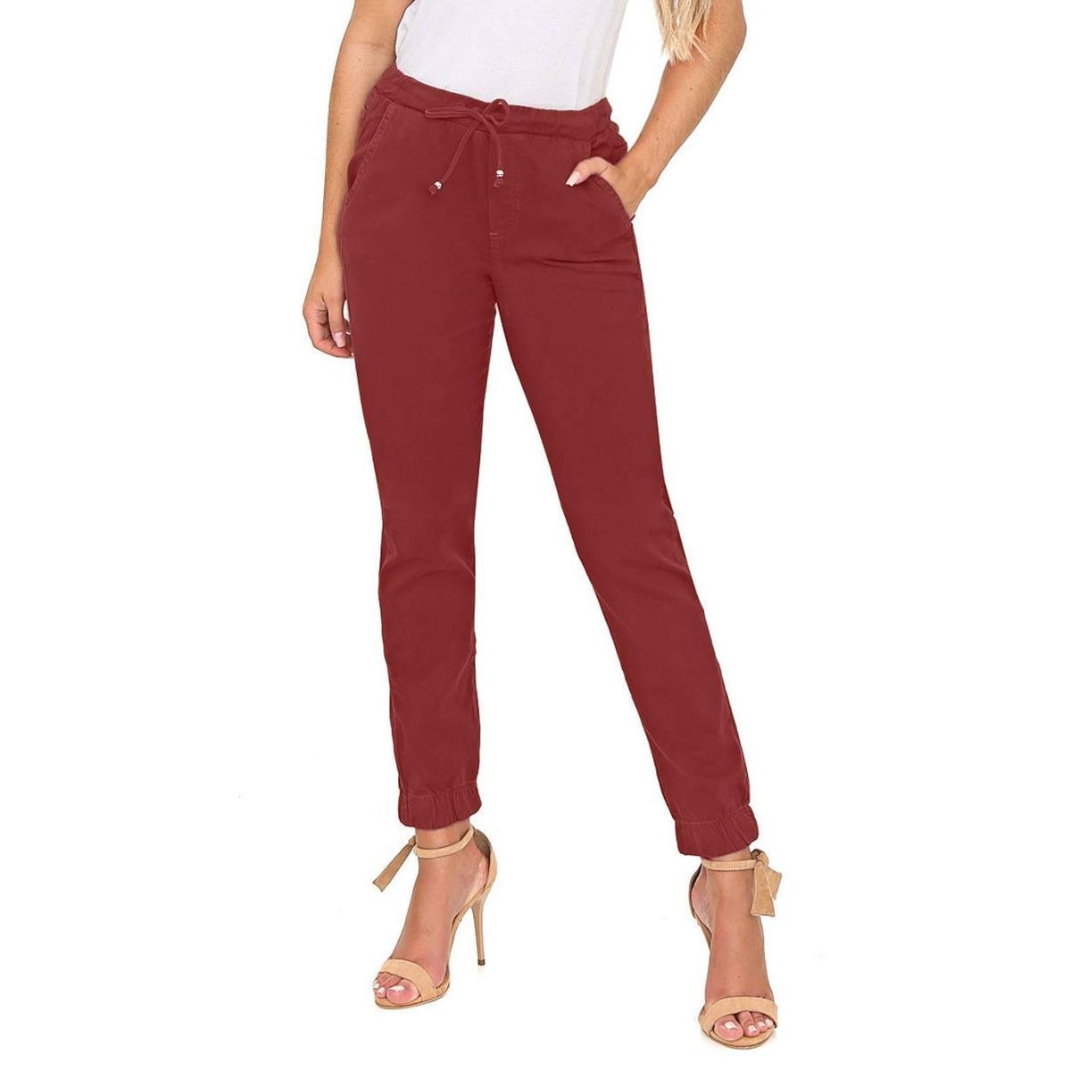 calça jeans vermelha escura feminina