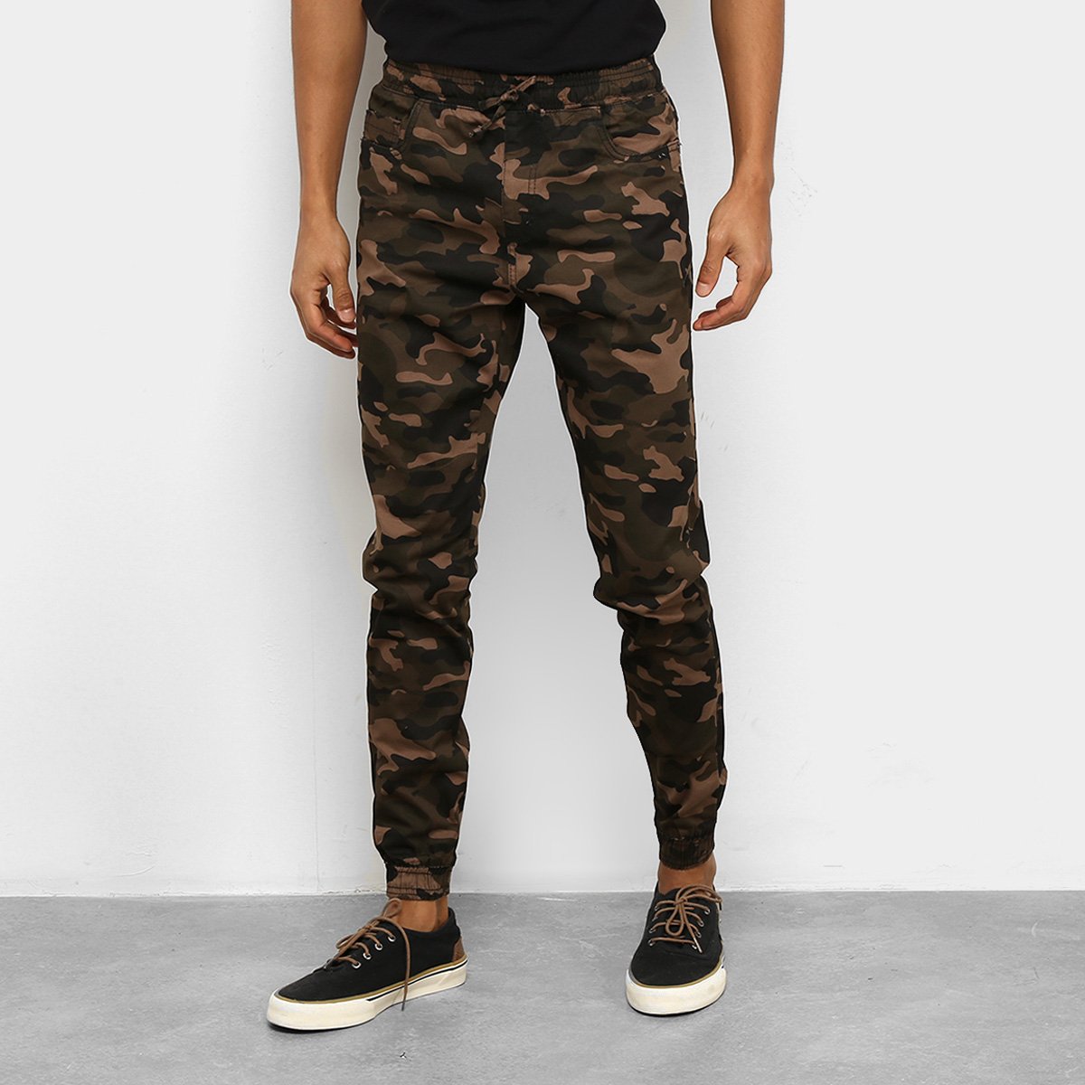 Calça Jogger Ecxo Camuflada Masculina - Verde Militar Menor preço em Calça Jogger Ecxo Camuflada Masculina - Verde Militar