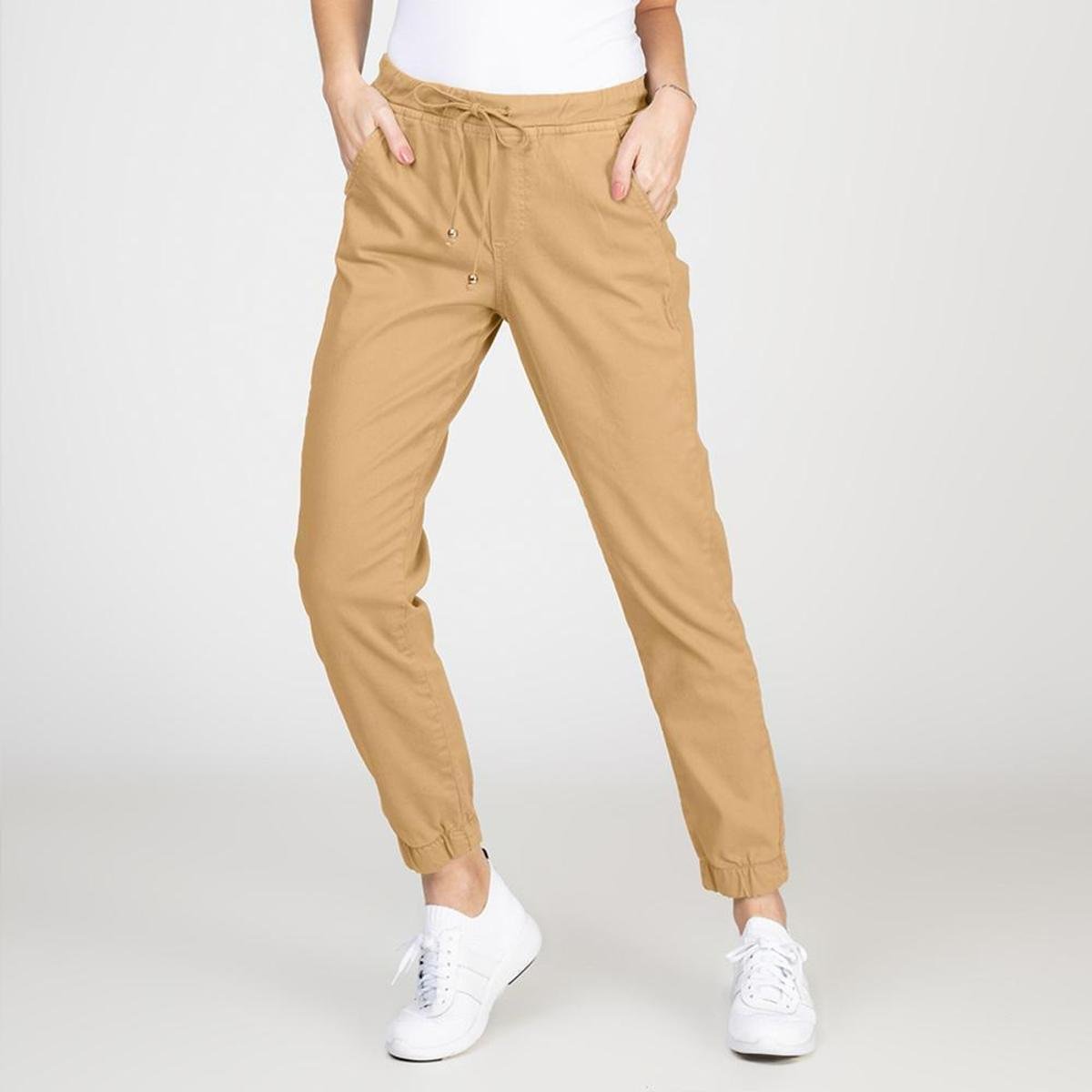 Calça Jogger Jeans Confort Colors Com Elástico - Cáqui Menor preço em Calça Jogger Jeans Confort Colors Com Elástico - Cáqui