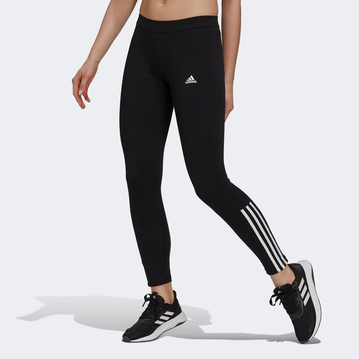 Calça Legging Adidas Double Knit 3 Listras Feminina - Preto+Branco Menor preço em Calça Legging Adidas Double Knit 3 Listras Feminina - Preto+Branco