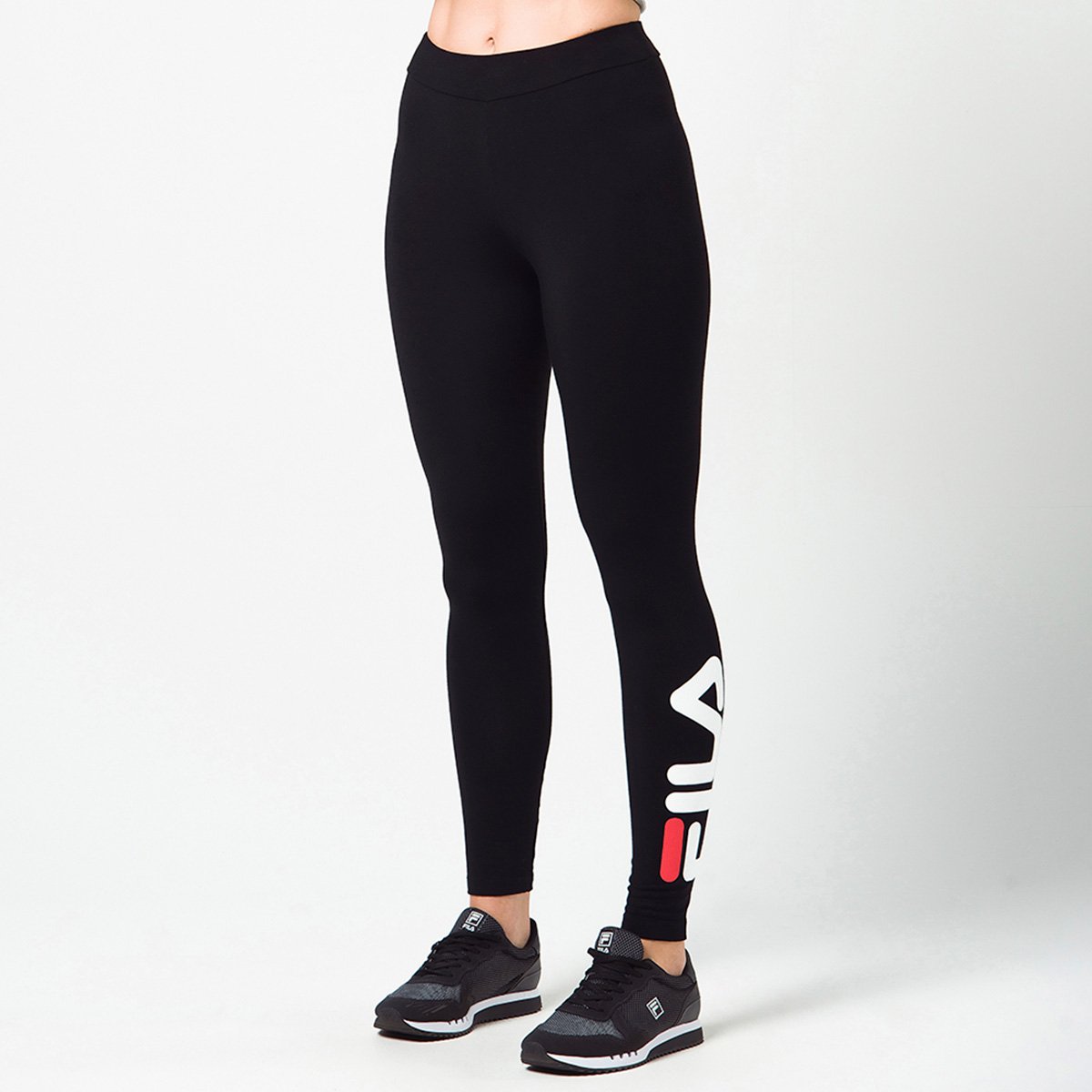 Calça Legging Fila Letter Cintura Média Feminina - Preto é ruim? Calça Legging Fila Letter Cintura Média Feminina - Preto é boa?