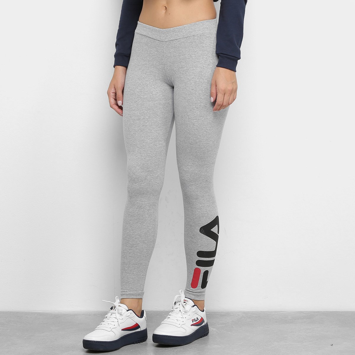 Calça Legging Fila Letter Cintura Média Feminina - Cinza+Preto é ruim? Calça Legging Fila Letter Cintura Média Feminina - Cinza+Preto é boa?